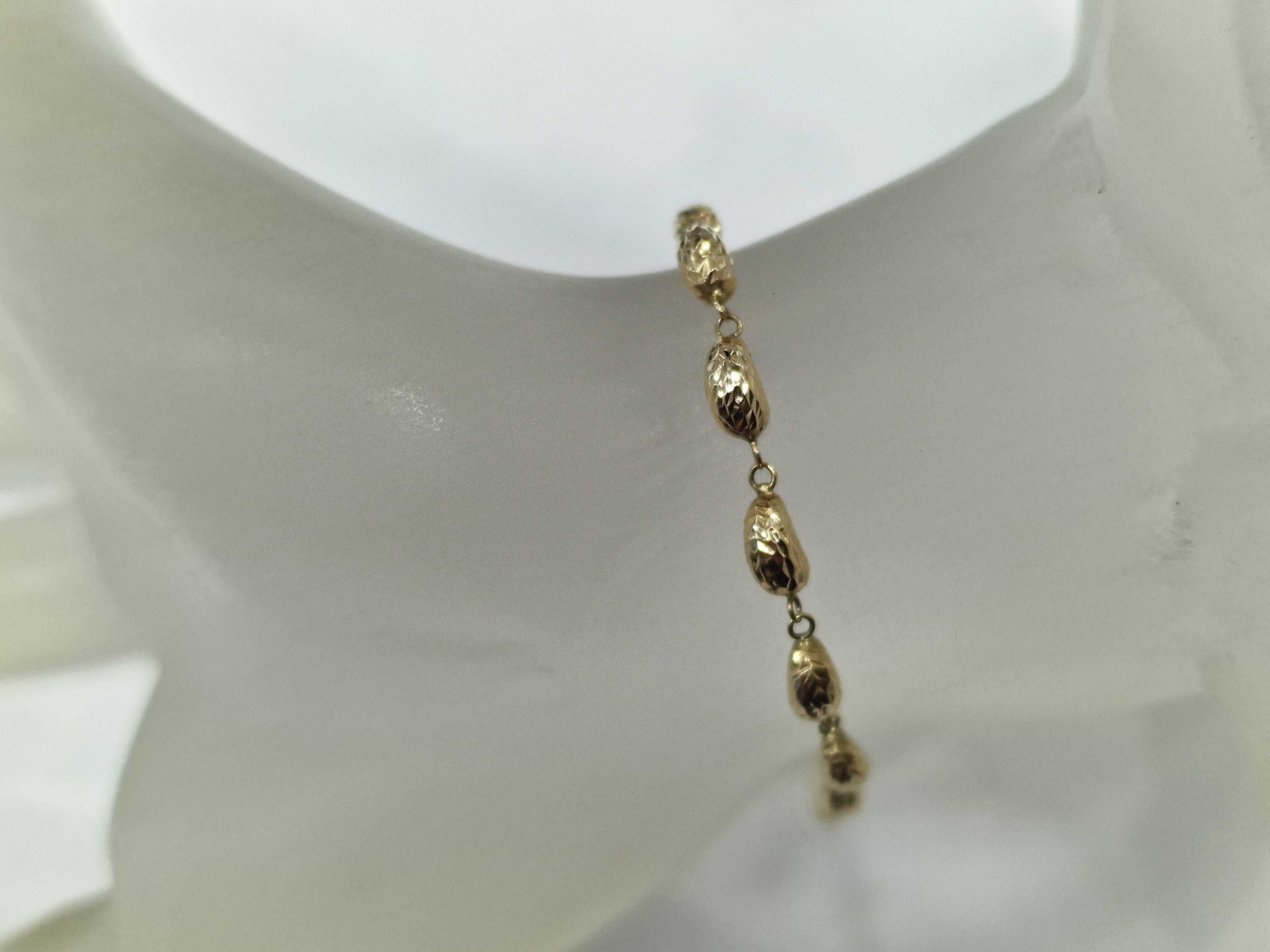 Złota bransoletka damska/ 585/ 3.13 gram/ 19cm/ nowoczesna