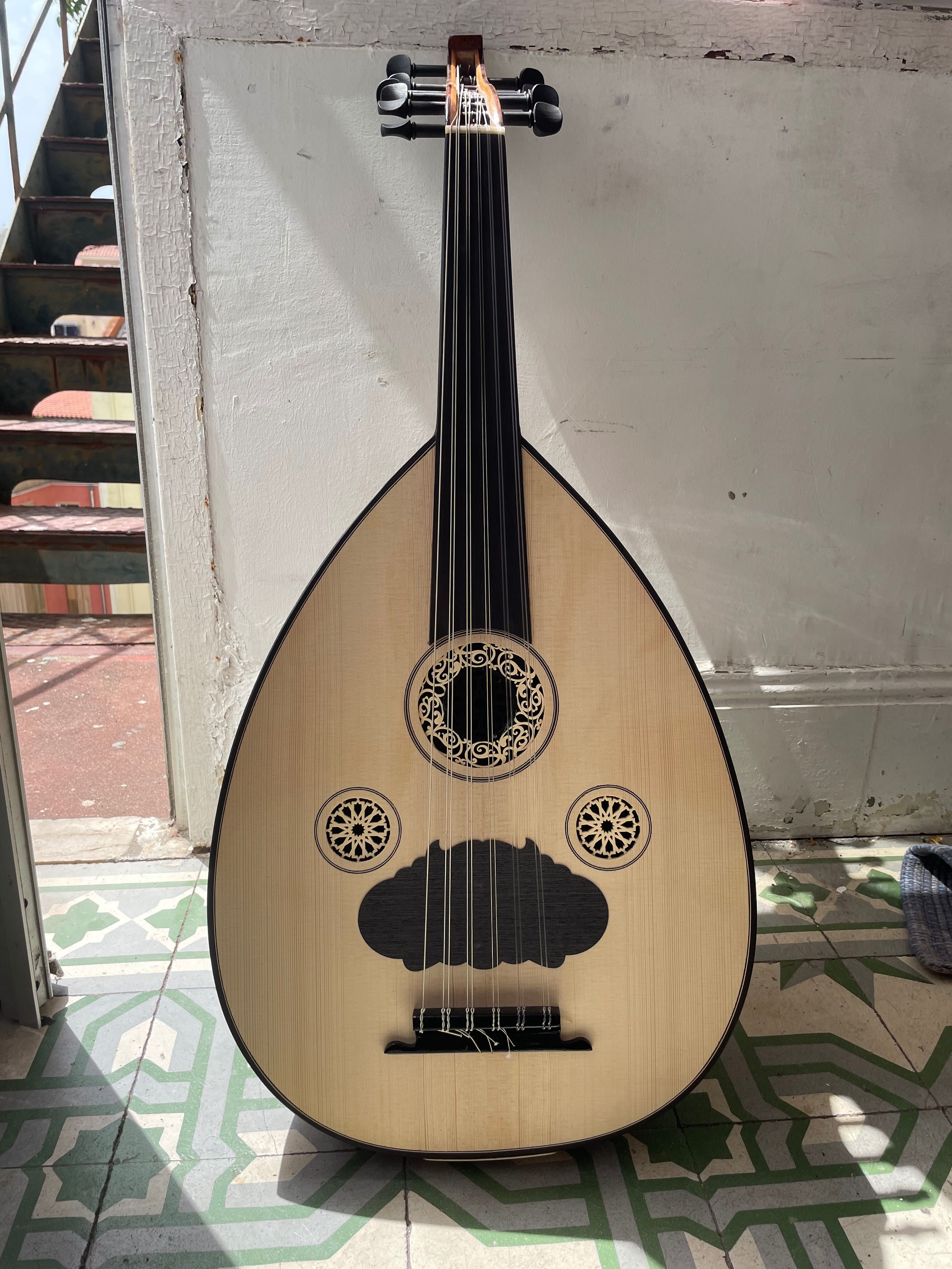 Oud / Alaúde Turco, elétrico