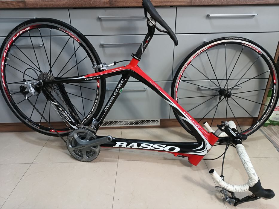 Rower szosowy Basso Astra Carbon Ultegra