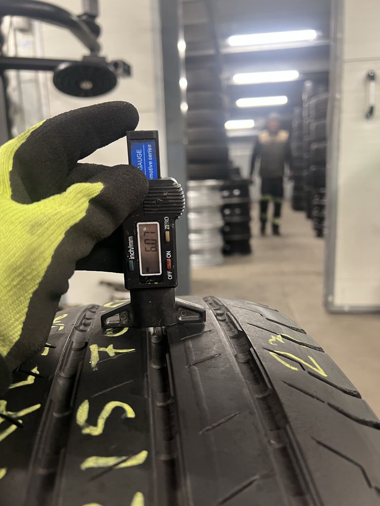 Opony letnie 215/70/R15C Continental ContiVanContact 100 / 23r - 2 szt