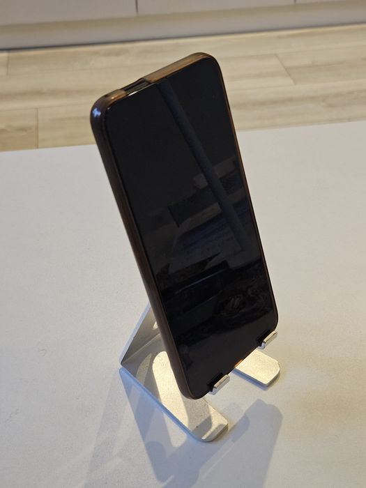 Stojak biurkowy do telefonu smartfona