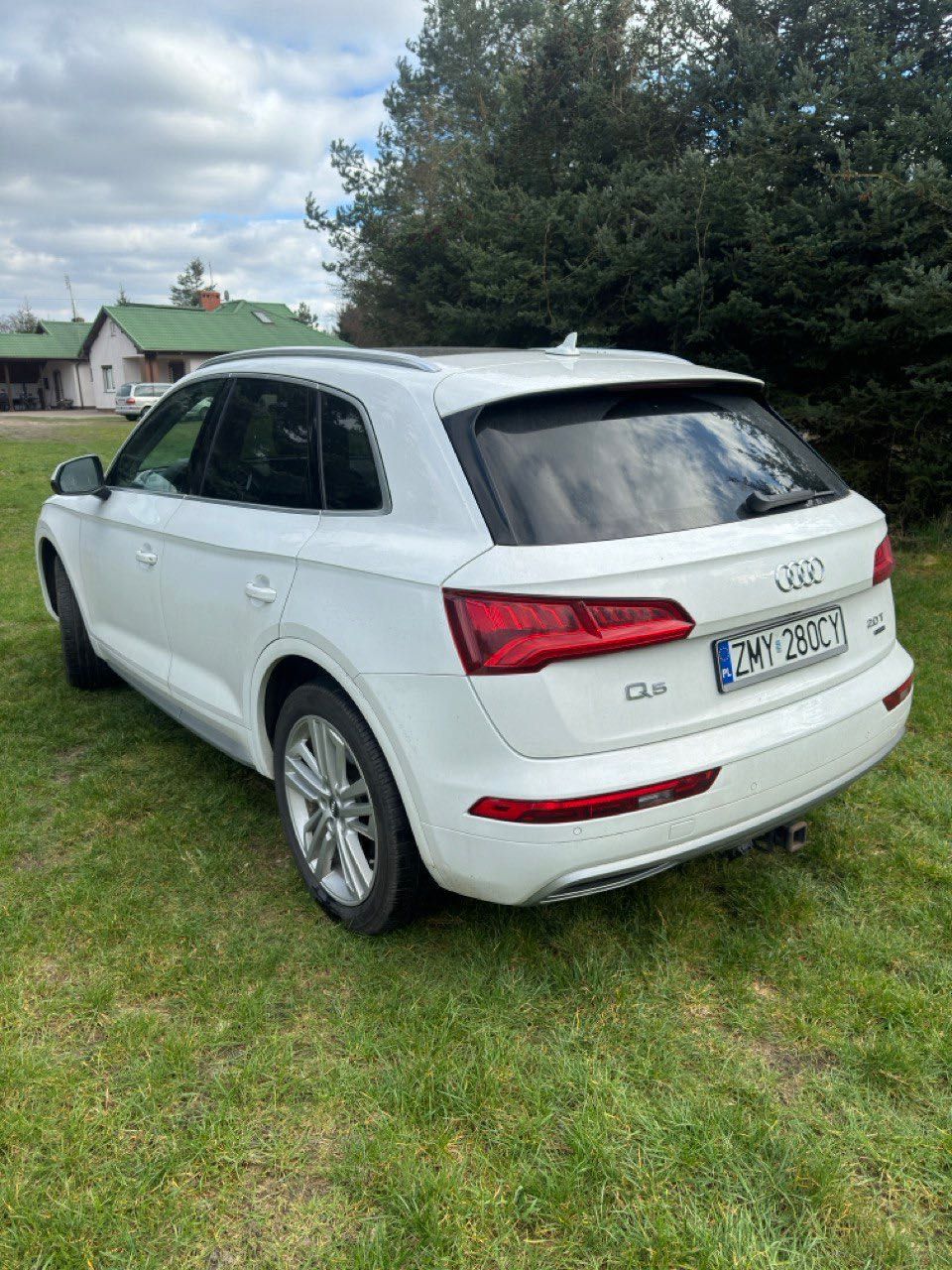 Audi q5 FY PREMIUM PLus .