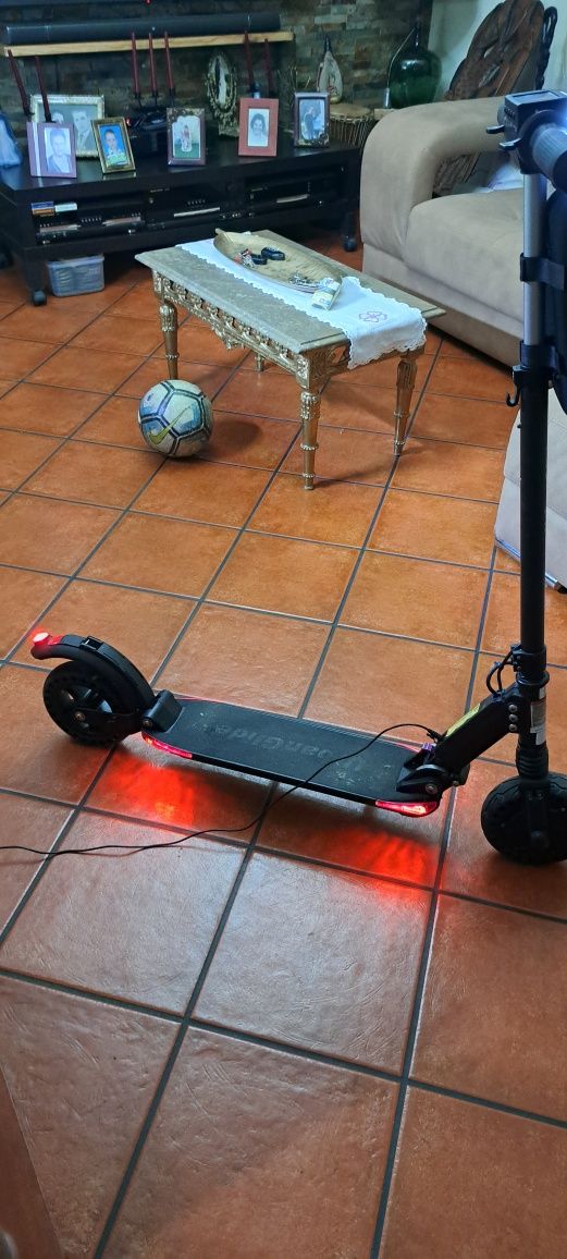Vendo trotineta urbanglide ride 81 boost