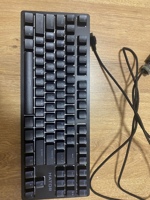 Продам клавіатуру Hator rockfall 2 mecha tkl