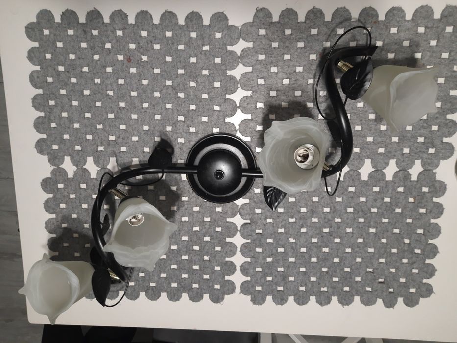 Lampa sufitowa pokojową.