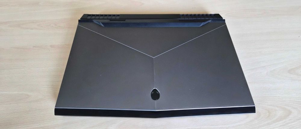 Laptop DELL Alienware 17 R5