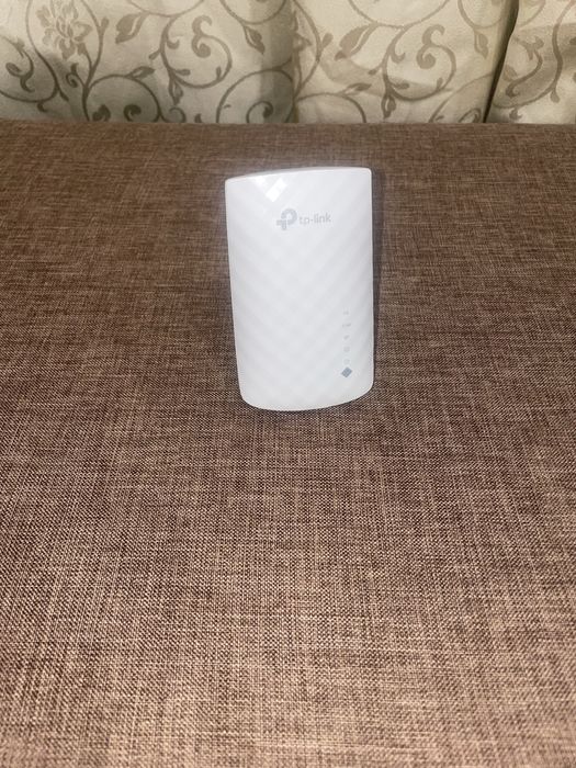Підсилювач бездротового сигнала TP-Link RE200