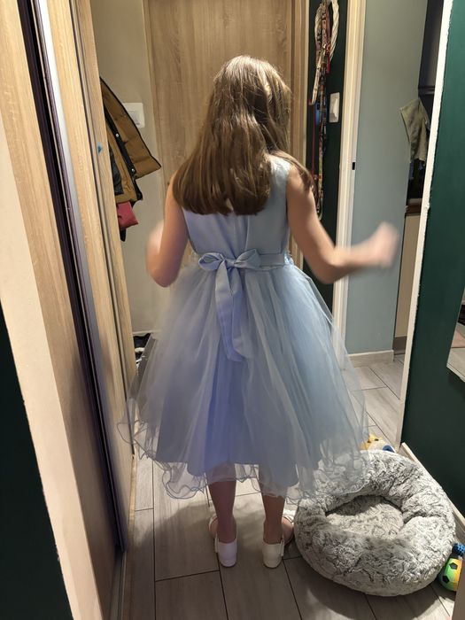 Sukienka dla dziewczynki wizytowa 146-152