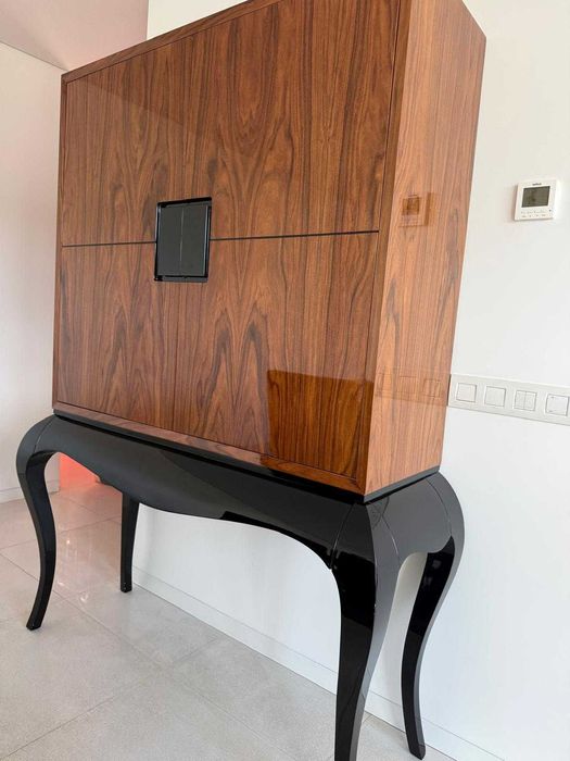 Móvel / Louceiro / Garrafeira em Pau Ferro – Como Novo