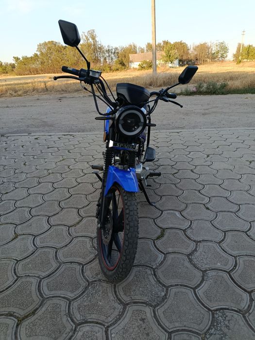 Продам мотоцикл Spark sp125c-2amw