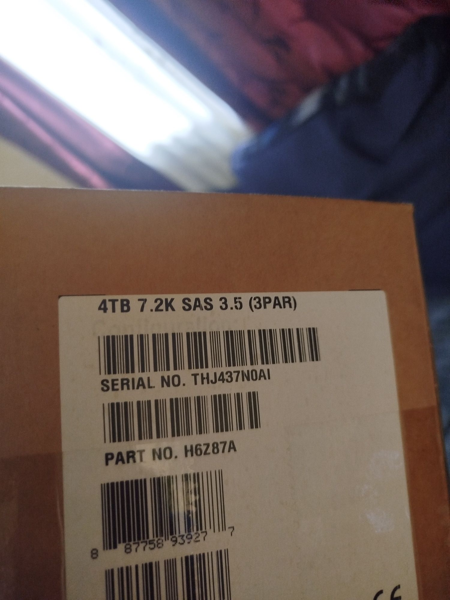Жесткий диск для сервера HP 4 тб SAS 3.5 7.2к и  HP 600gb SAS 2.5 3PAR
