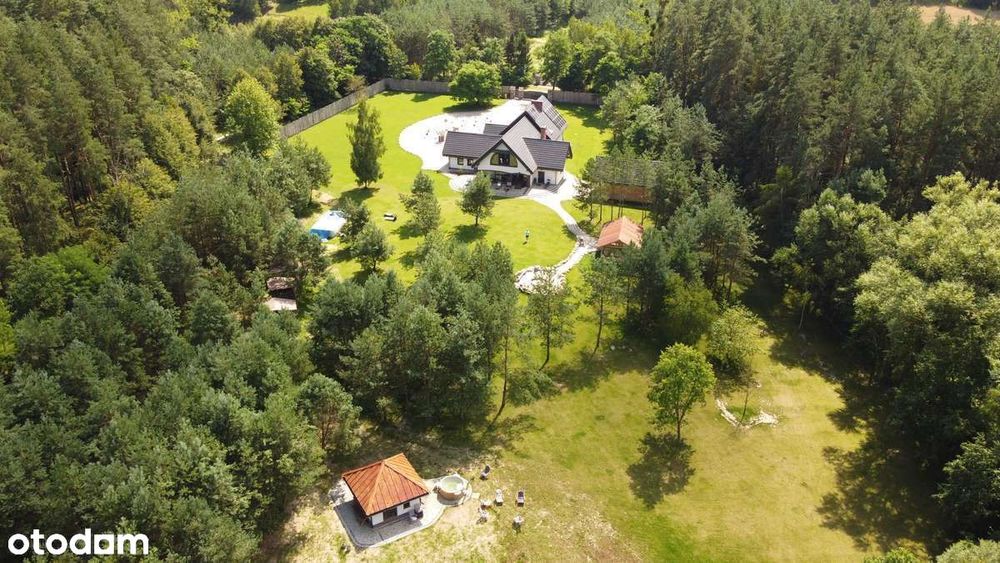 Przestronny , luksusowy  dom  ,Dworek , villa