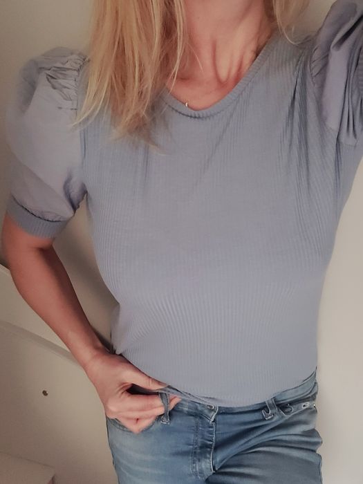 Bluzka L damska Orsay niebieska krótki rękaw