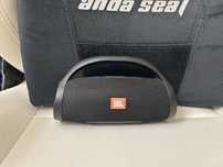 Колонка JBL Boombox 1