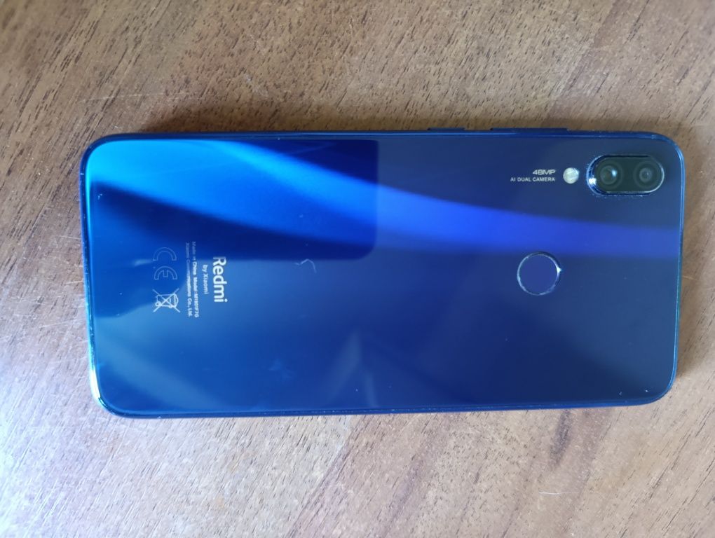 Продам Redmi Note 7 4/64 gb