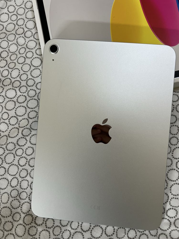 iPad A16 (11 gen) - 256gb