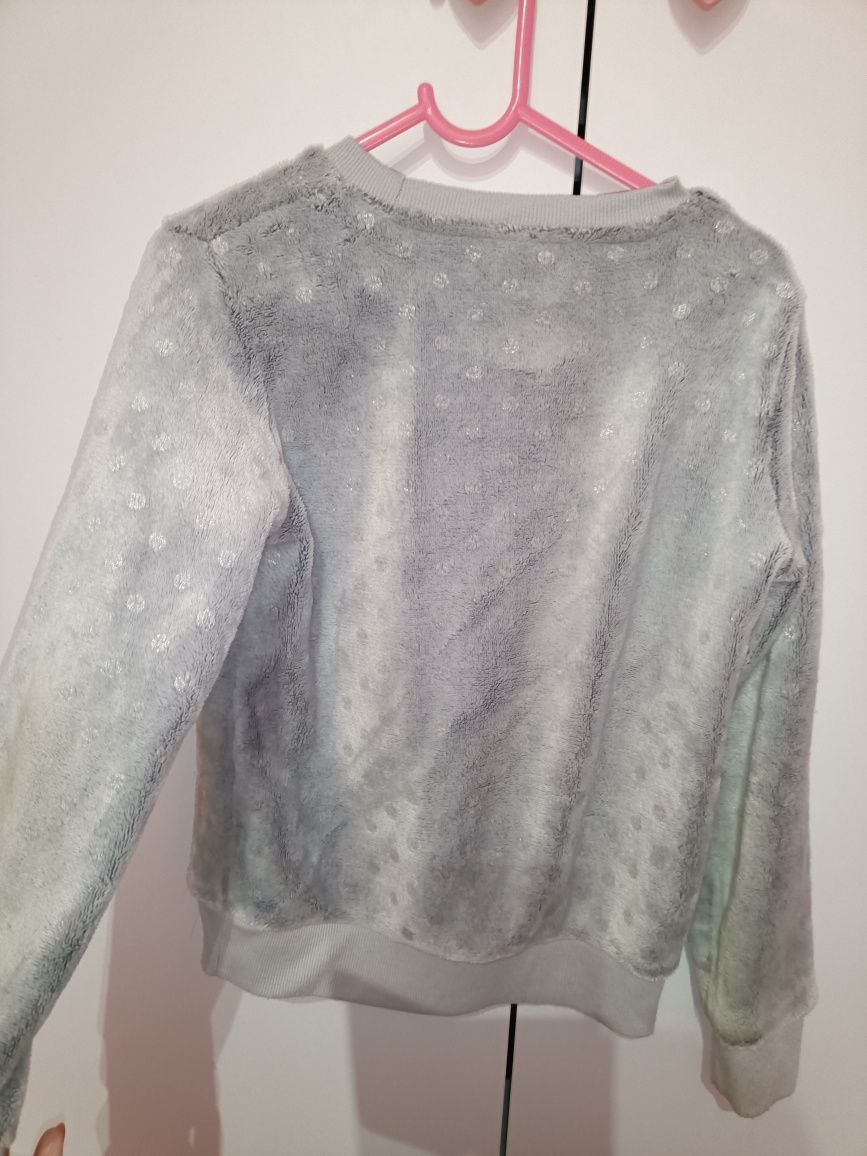 Sweter 134 sweterek miły 140 ciepły zimowy zima