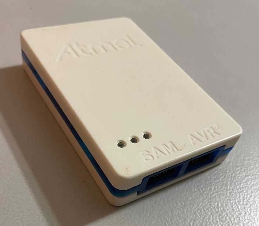 Базовий комплект Atmel-ICE Basic програматор ATATMEL-ICE-BASIC