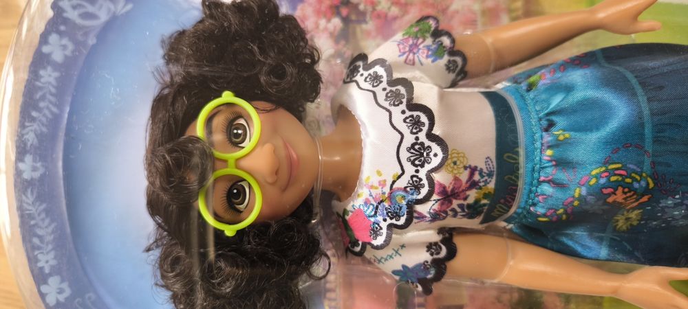 Boneca Mirabel Madrigal Disney Encanto | NOVO