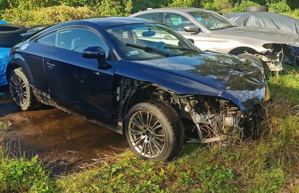 Audi TT Coupé Uszkodzone 2.0 tfsi Benzyna + LPG