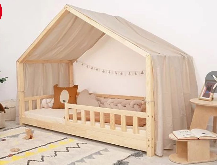 Łóżeczko domek + baldachim+ światełka