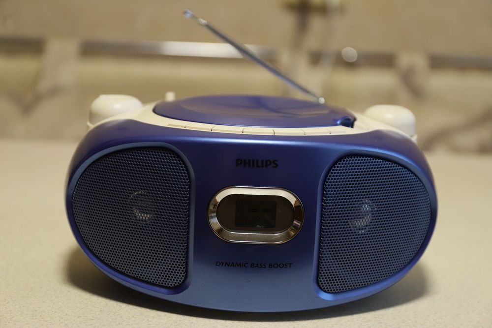 Philips   AZ 105N/12  CD   , FM radio  radio