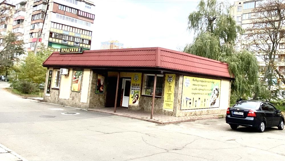 Продам отдельно стоящее здание 72,5 м.кв,  Киев, Минский проспект.