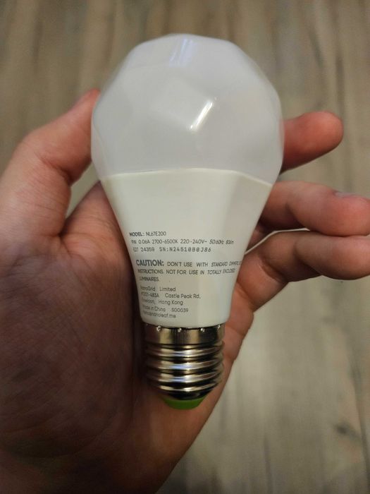 Inteligentna żarówka Nanoleaf Essentials E27 Smart LED RGBW