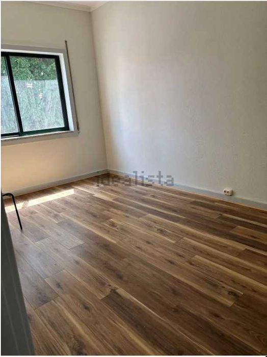Apartamento T2+1 na Lapa, Porto — Totalmente Remodelado