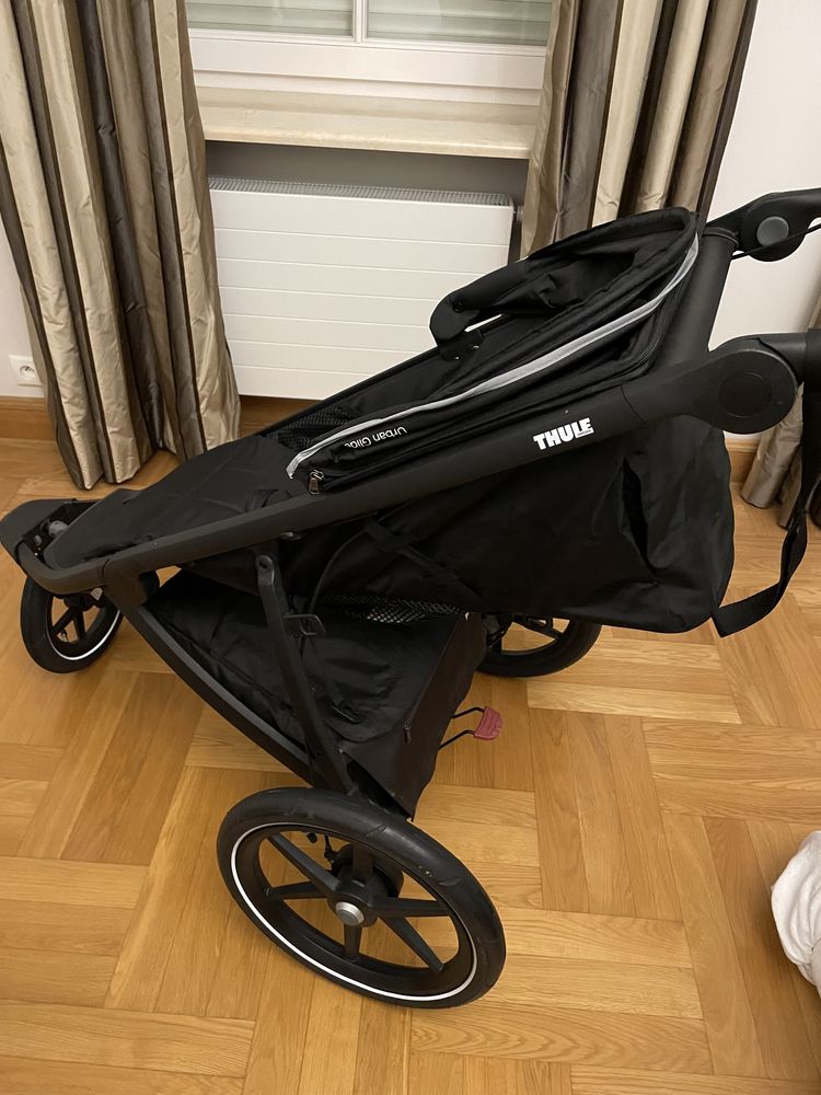 Thule Urban Glide 2 + Gondola Bassinet