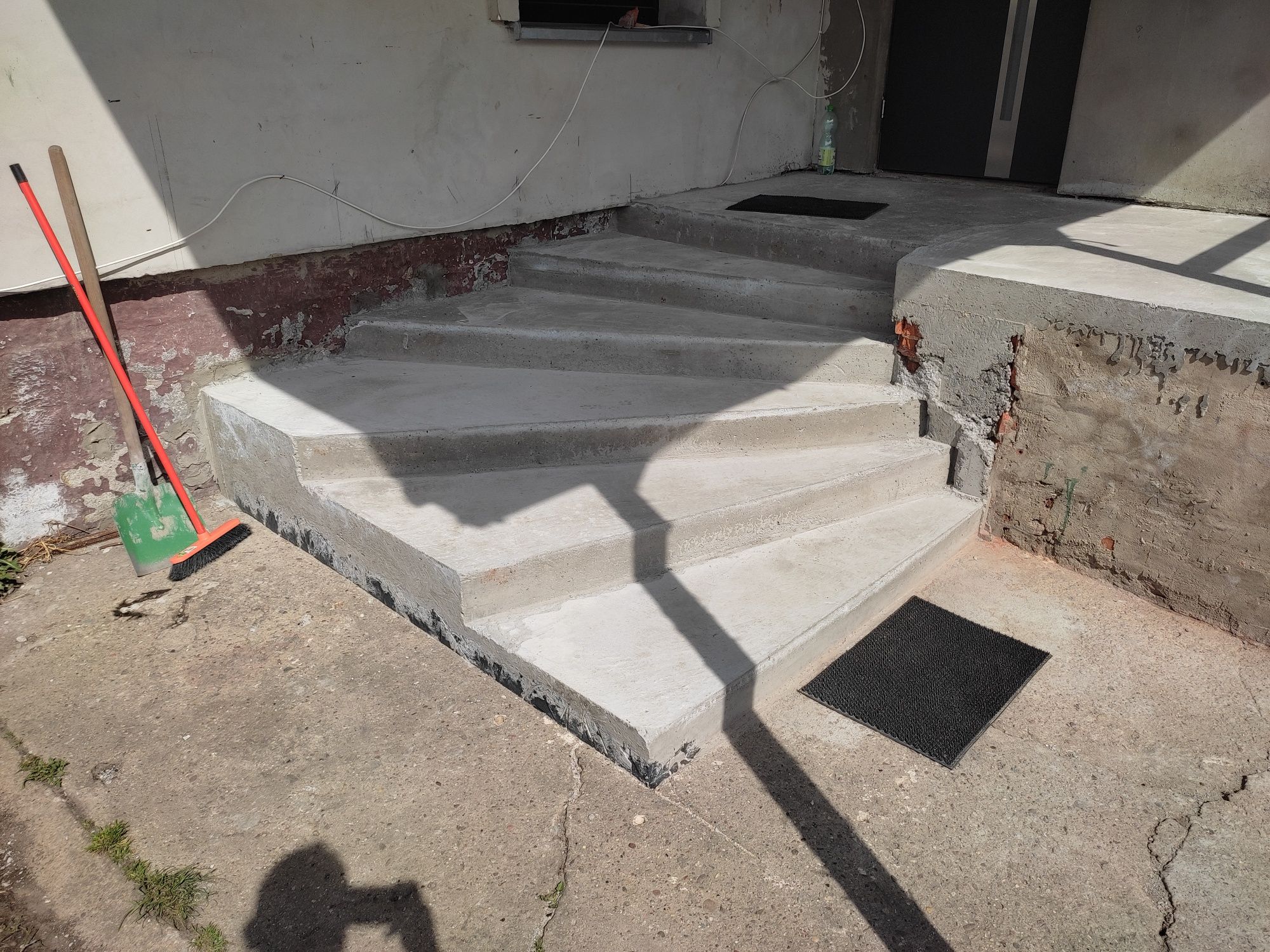 Schody betonowe zelbetowe wraz z ich naprawami