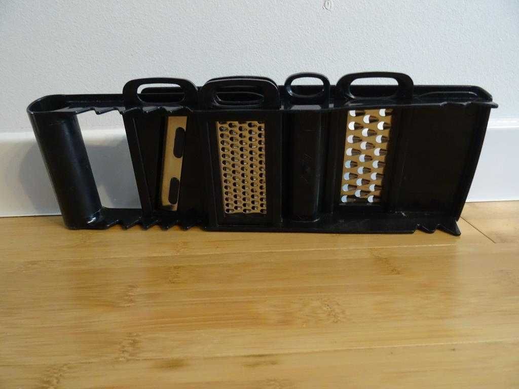 Ręczna tarka wielofunkcyjna do warzyw i owoców