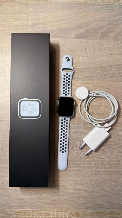 Apple Watch 4 Nike 44mm