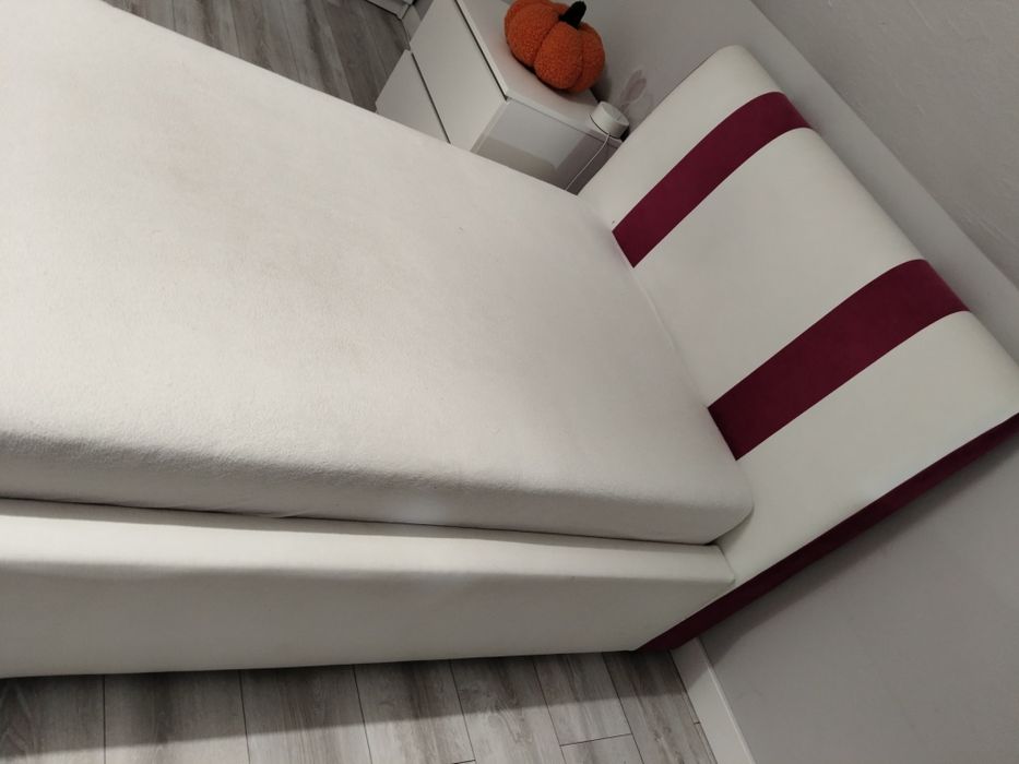 Łóżko młodzieżowe