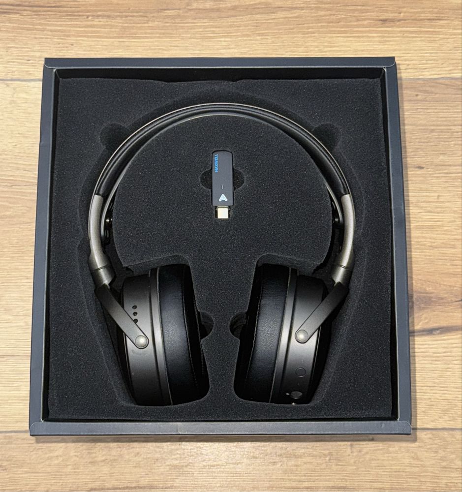 Audeze Maxwell — Преміальні бездротові ігрові навушники