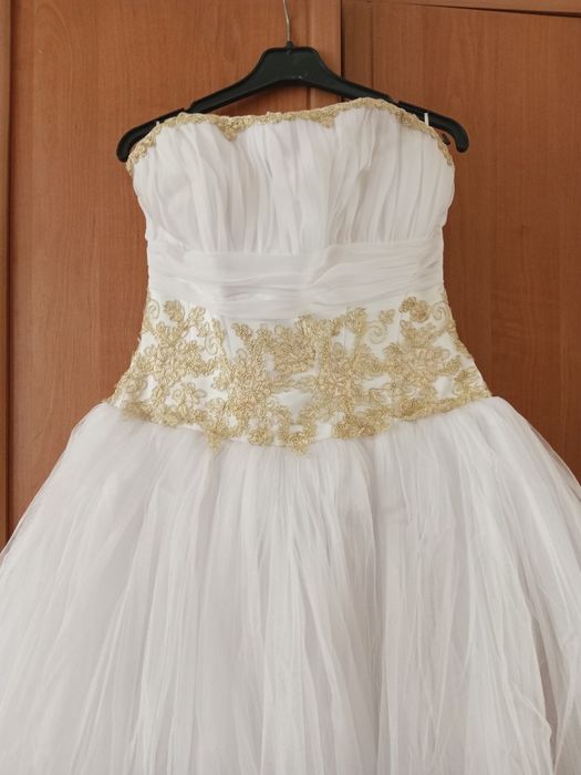 Весільна сукня бу