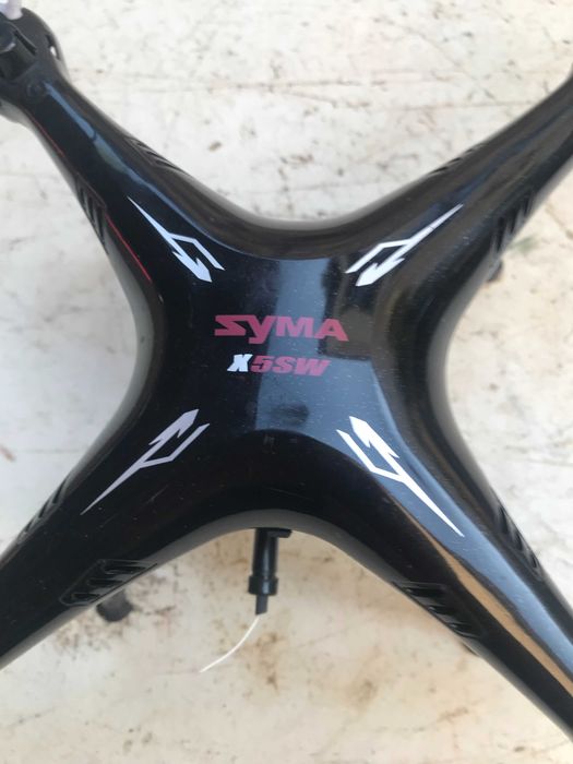 Дрон квадрокоптер Syma