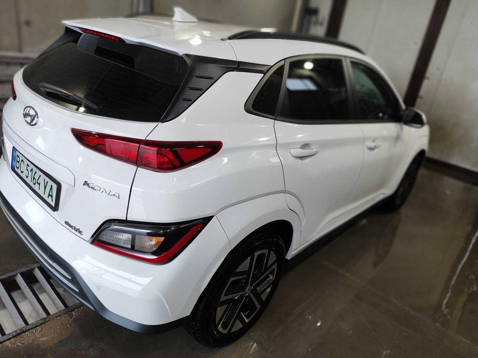 HYUNDAI kona electric