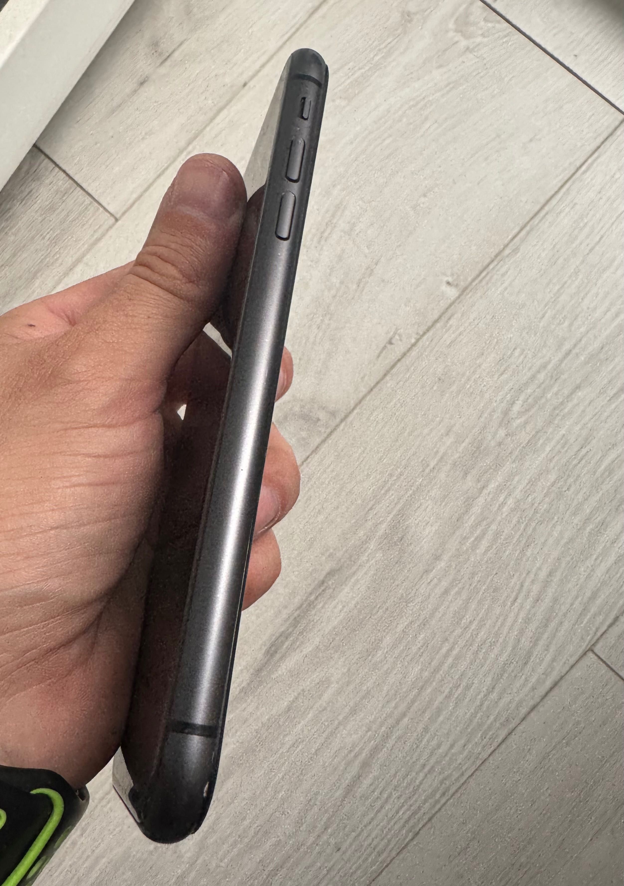 iPhone 11 64 Gb Акб 100%
