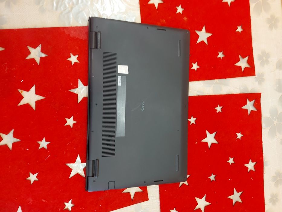 Ноутбук Dell Vostro 3510, i7-1165G7, RAM 16gb, SSD 256gb, FHD IPS