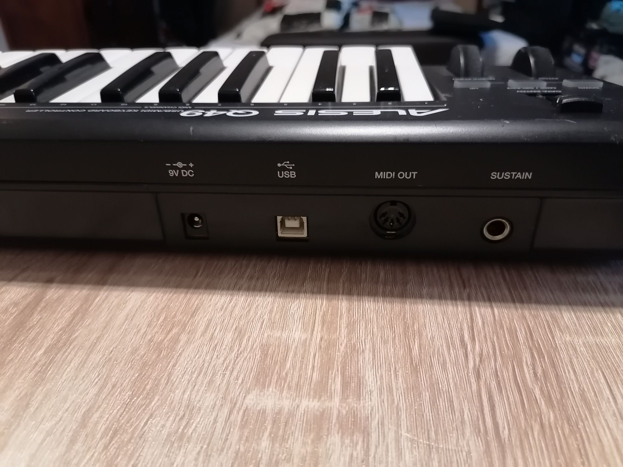 Klawiatura sterująca midi Alesis q49 bdb stan