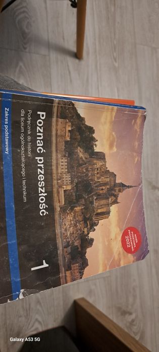 Podręcznik do historii kl.1 Poznać Przeszłość