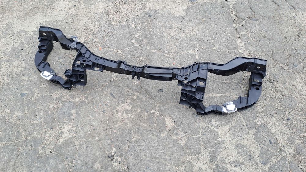 Передня панель радіатора Ford Focus 3 2011-2018 телевізор Форд Фокус 3