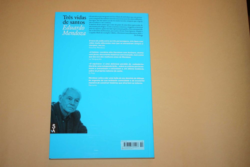 ' Três vidas de santos // Eduardo Mendoza