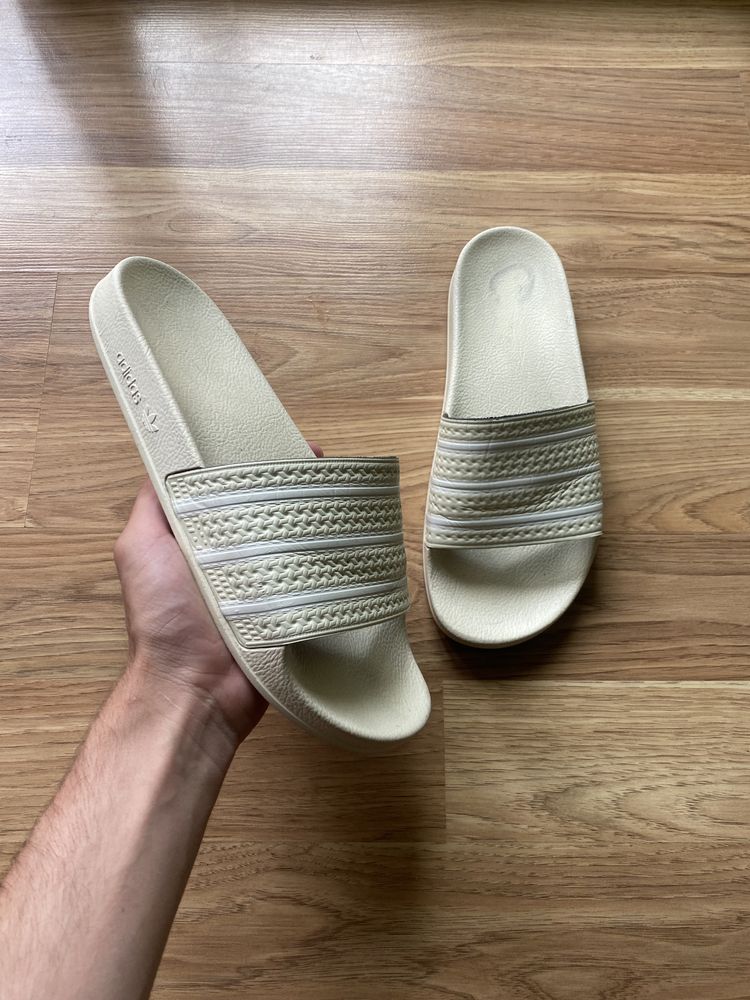 Оригінальні чоловічі шльопанці Adidas