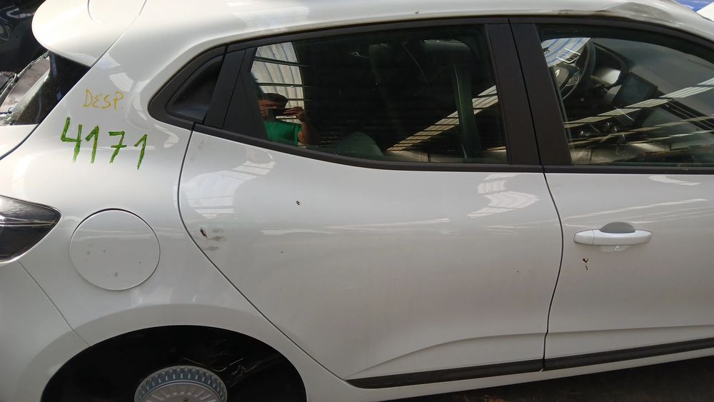 Porta trás direita RENAULT Clio V (BF_)