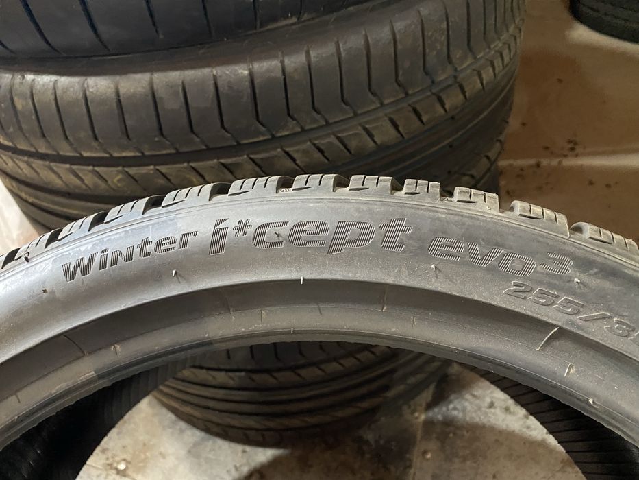1шт нове 255/35R19 Hankook Winter I*cept evo3