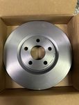 Tarcza hamulcowa przód L/P Ford Brembo 09.N284.21