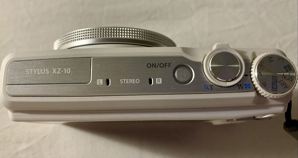 Olympus Stylus xz-10
