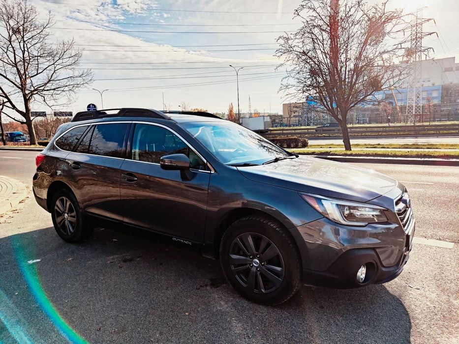 Subaru Outback stan idealny, niski przebieg